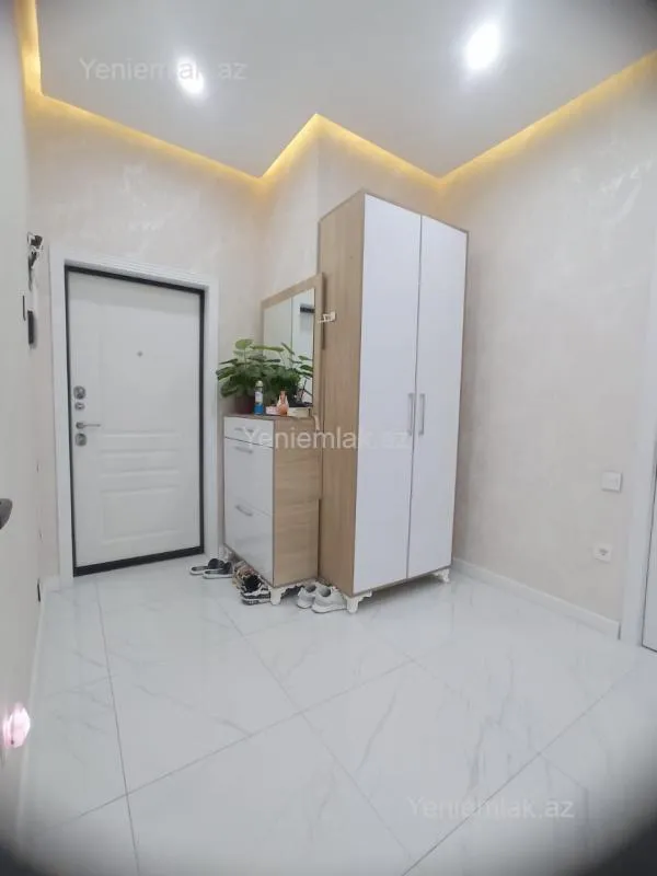 Satılır 4 otaqlı yeni tikili 108 m²