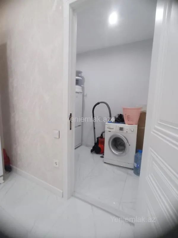 Satılır 4 otaqlı yeni tikili 108 m²