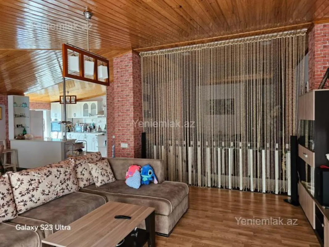 Satılır 4 otaqlı yeni tikili 180 m²