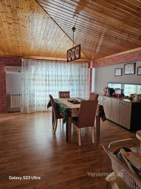 Satılır 4 otaqlı yeni tikili 180 m²