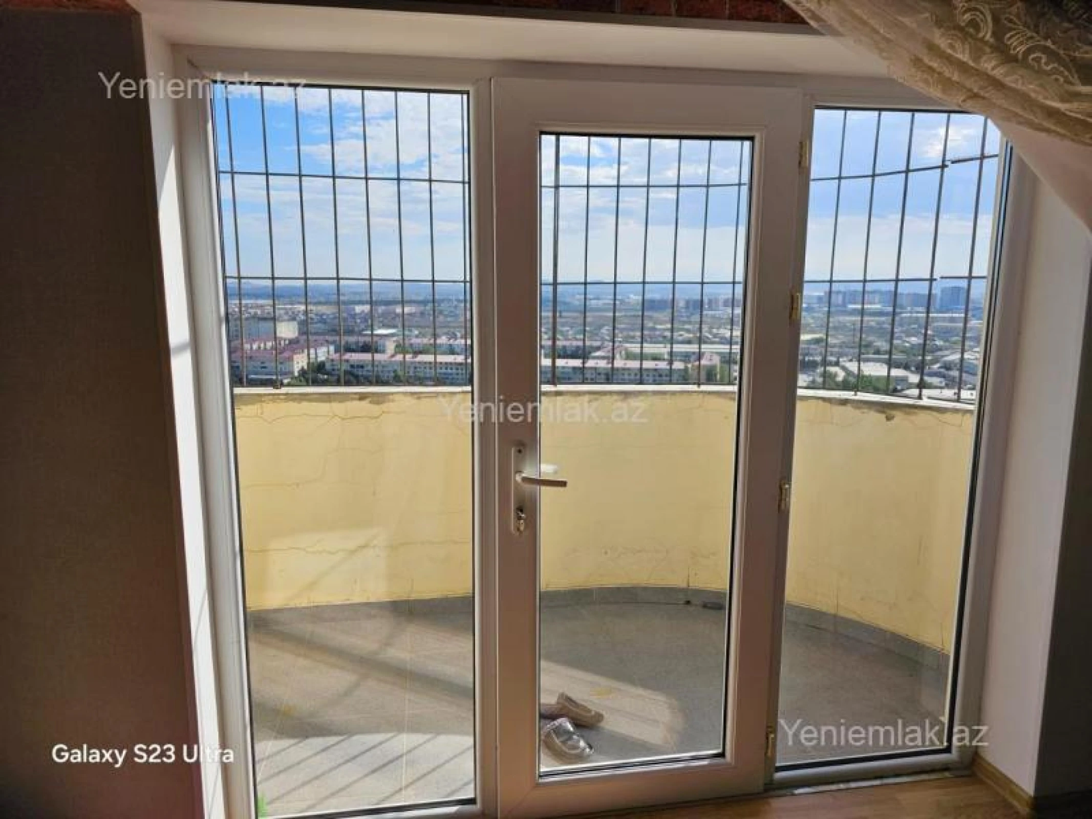 Satılır 4 otaqlı yeni tikili 180 m²