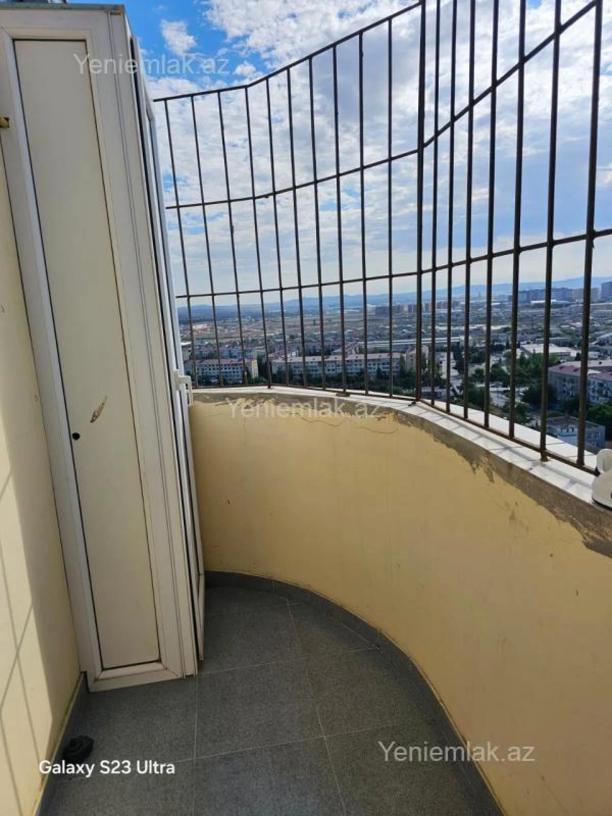 Satılır 4 otaqlı yeni tikili 180 m²