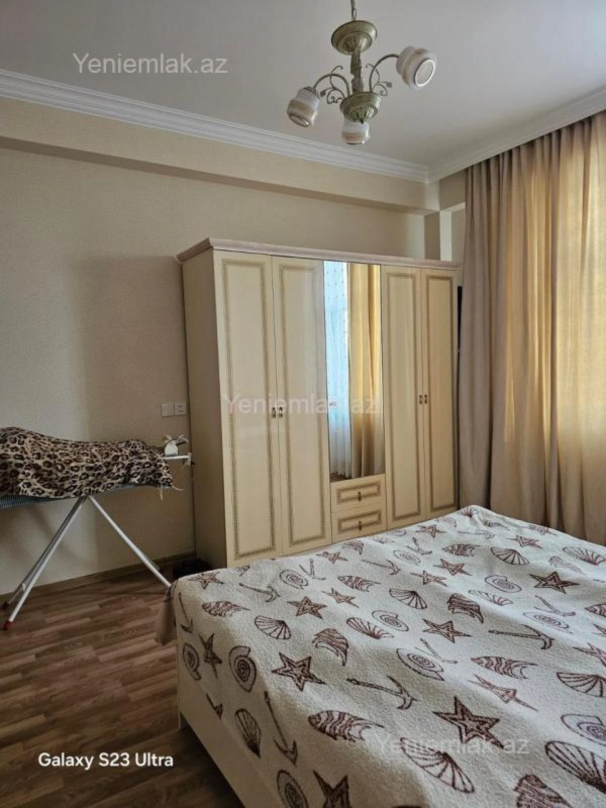 Satılır 4 otaqlı yeni tikili 180 m²