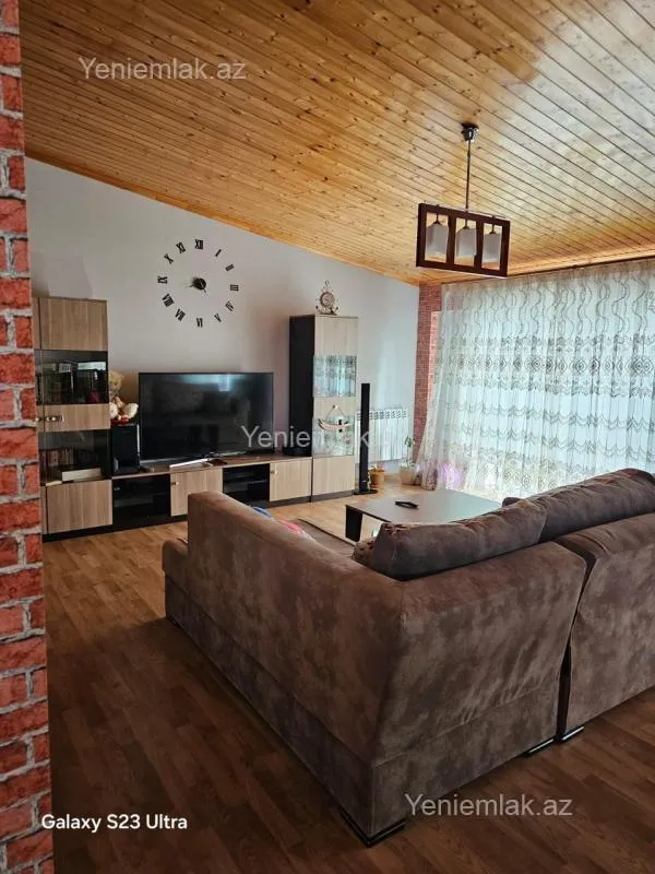Satılır 4 otaqlı yeni tikili 180 m²