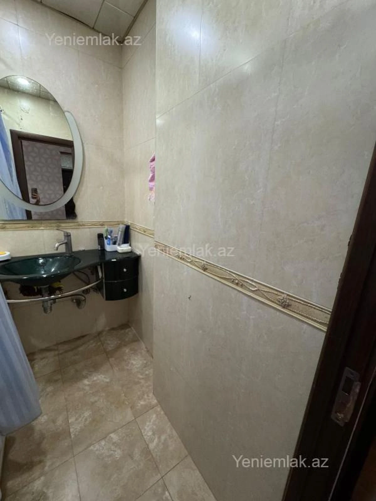 Satılır 3 otaqlı köhnə tikili 80 m²