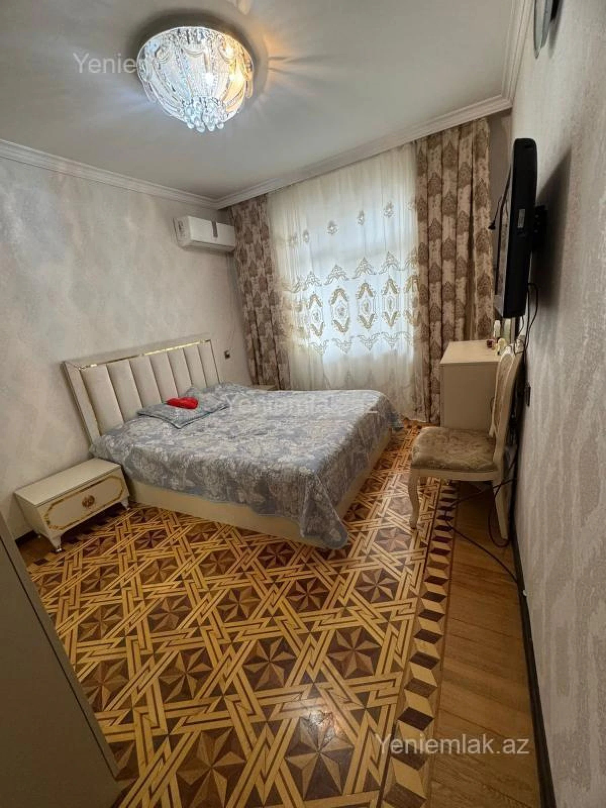 Satılır 3 otaqlı köhnə tikili 80 m²