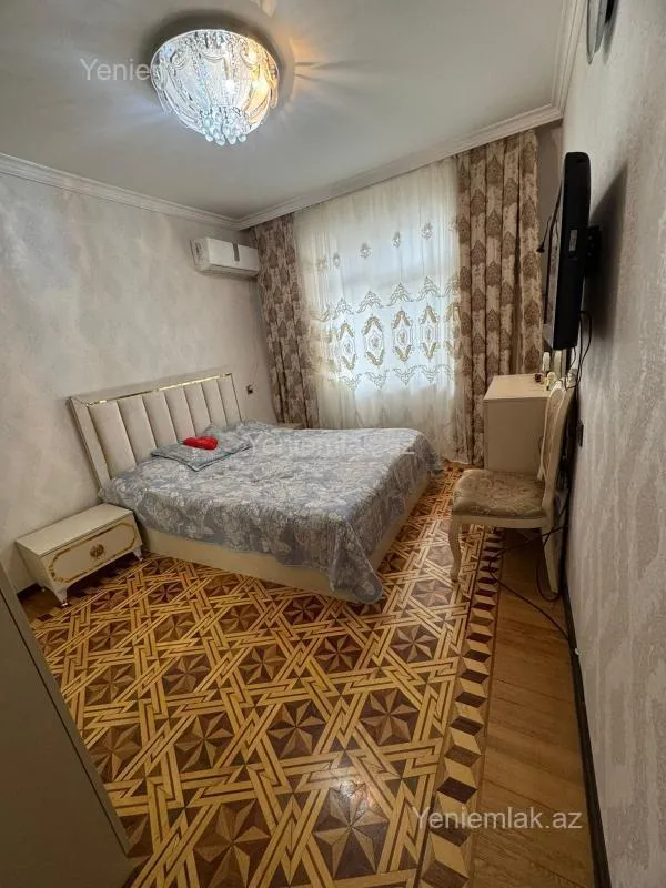 Satılır 3 otaqlı köhnə tikili 80 m²