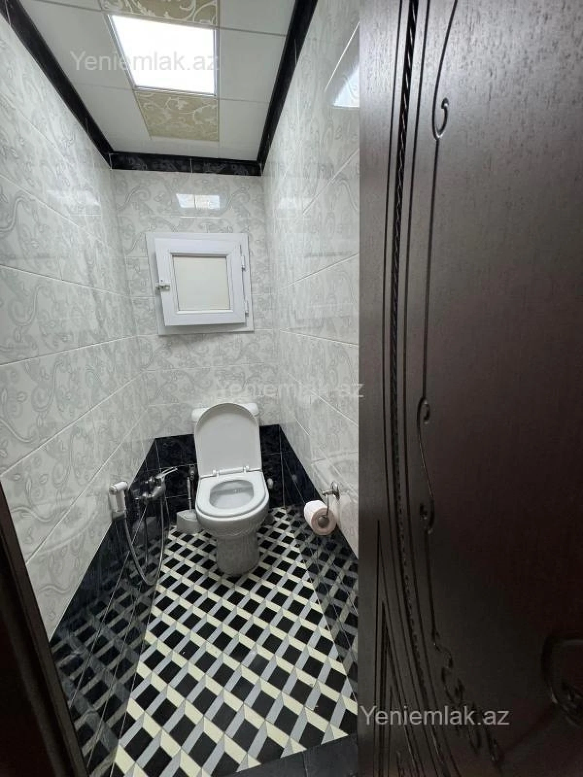 Satılır 3 otaqlı köhnə tikili 80 m²