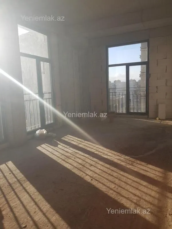 Satılır 4 otaqlı yeni tikili 166 m²