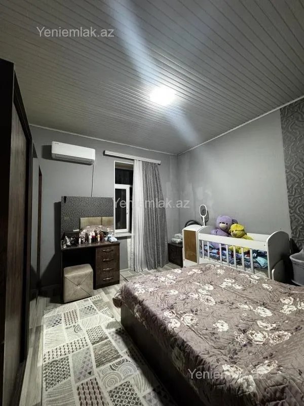Satılır 3 otaqlı köhnə tikili 70 m²