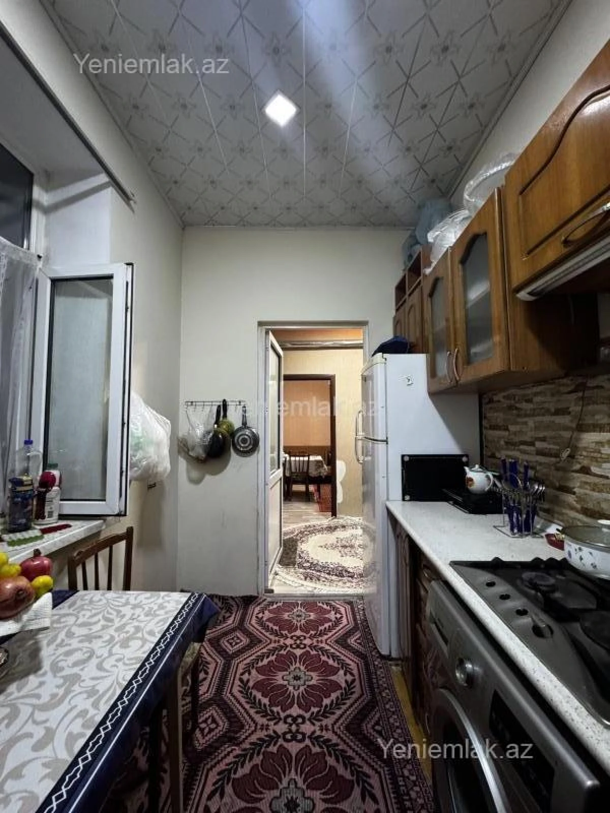 Satılır 3 otaqlı köhnə tikili 70 m²