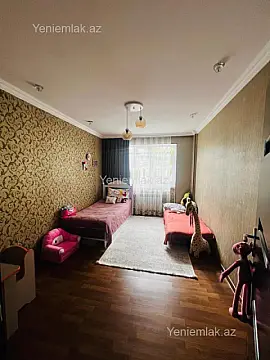 Satılır 3 otaqlı köhnə tikili 85 m²