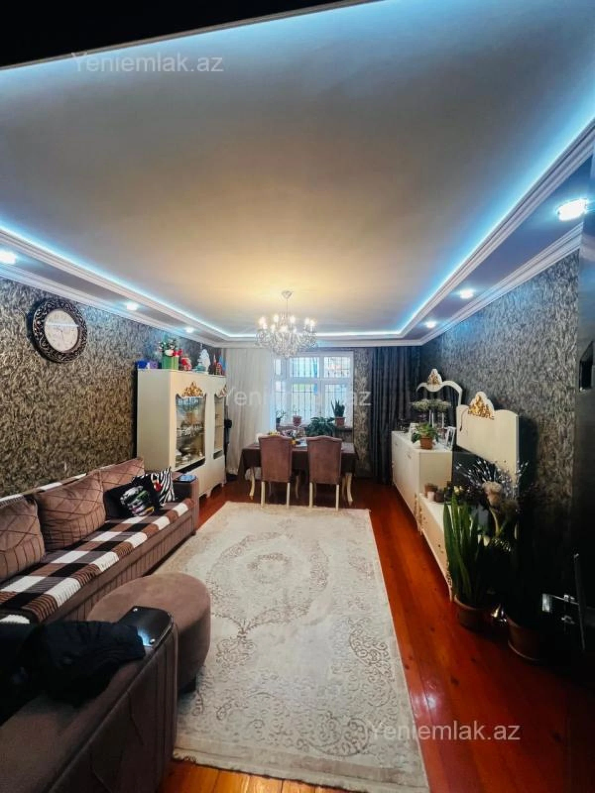 Satılır 3 otaqlı köhnə tikili 85 m²