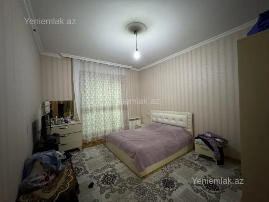 Satılır 6 otaqlı həyət evi 170 m²