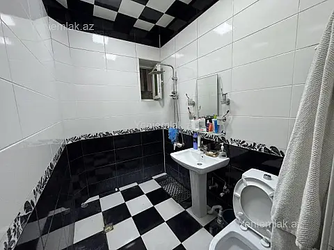 Satılır 6 otaqlı həyət evi 170 m²