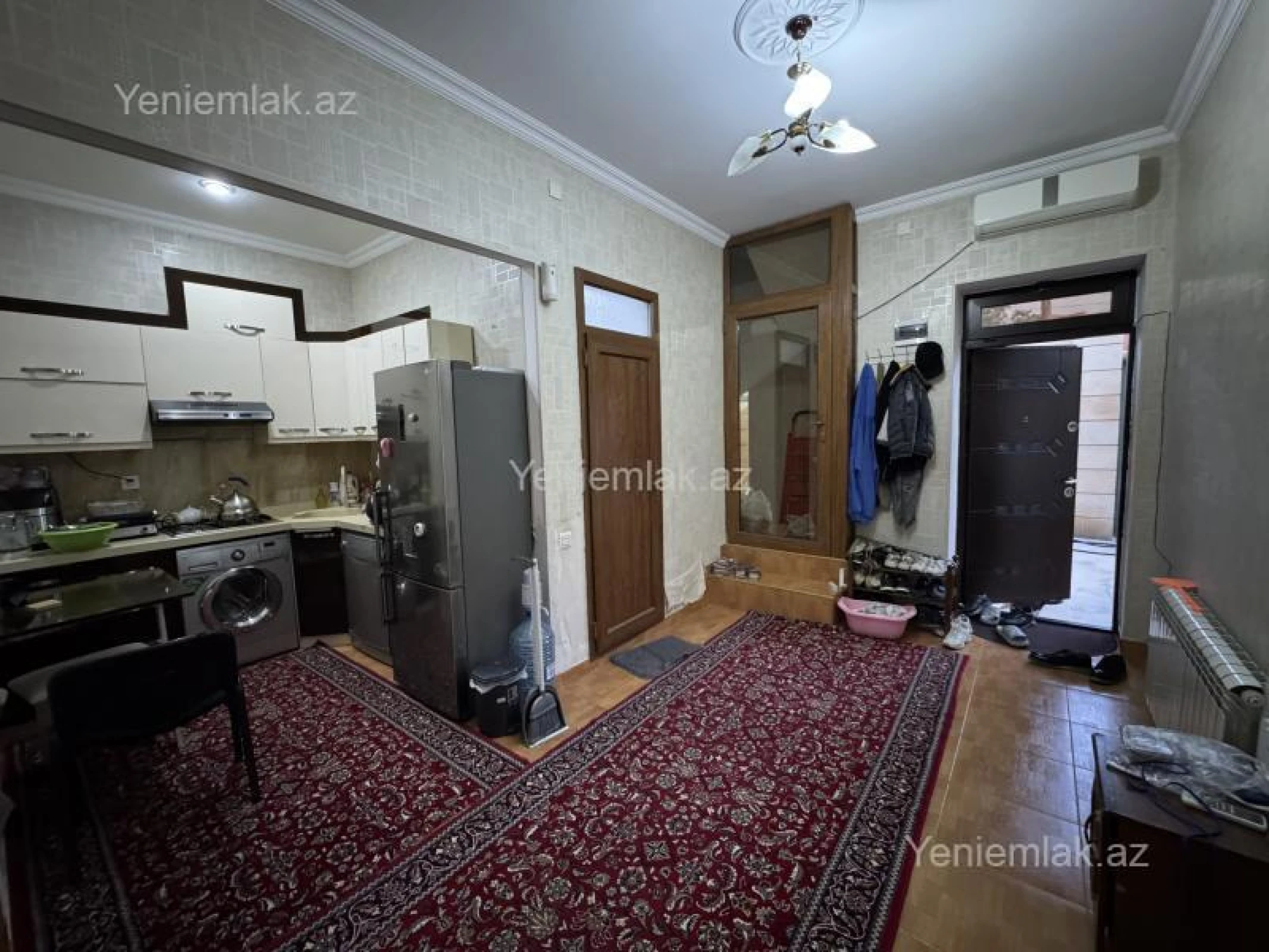 Satılır 6 otaqlı həyət evi 170 m²