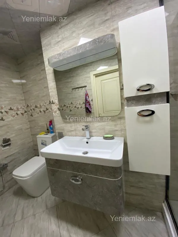 Satılır 3 otaqlı yeni tikili 90 m²