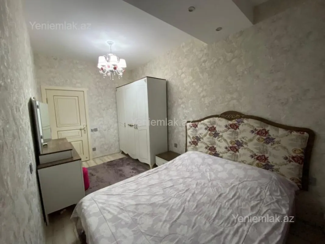 Satılır 3 otaqlı yeni tikili 90 m²