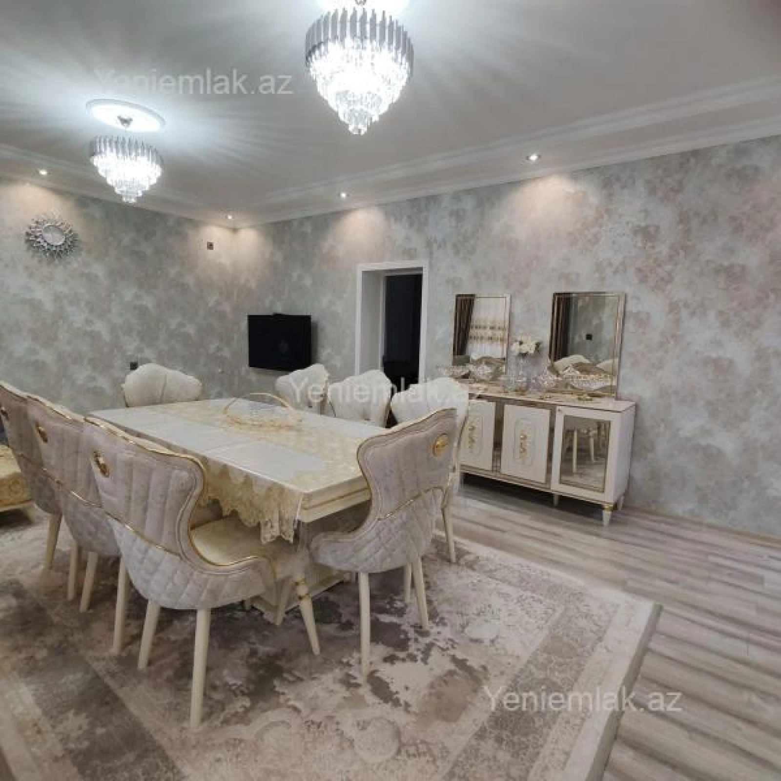 Satılır 5 otaqlı həyət evi 180 m²