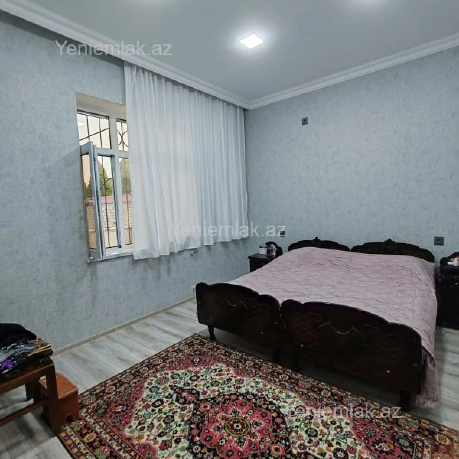 Satılır 5 otaqlı həyət evi 180 m²