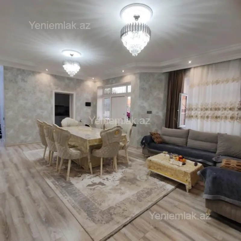 Satılır 5 otaqlı həyət evi 180 m²