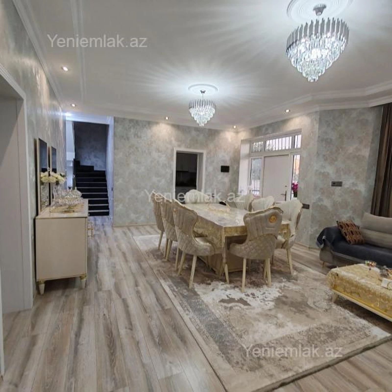 Satılır 5 otaqlı həyət evi 180 m²