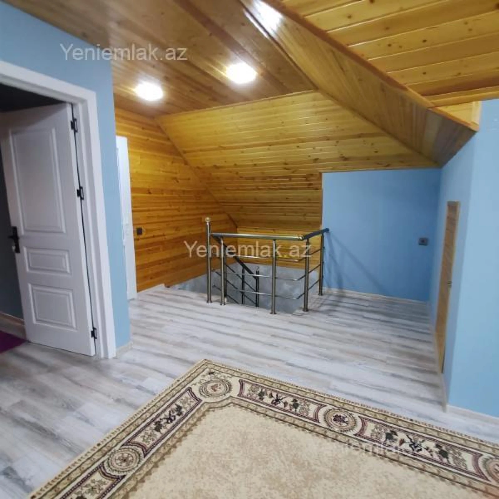 Satılır 5 otaqlı həyət evi 180 m²