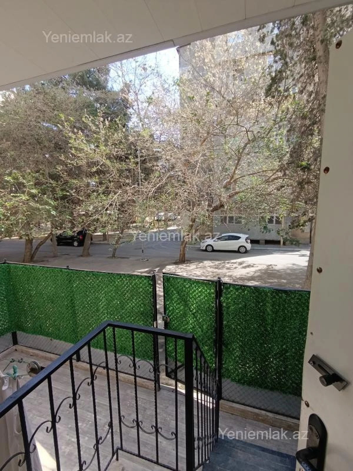 Satılır 4 otaqlı köhnə tikili 120 m²