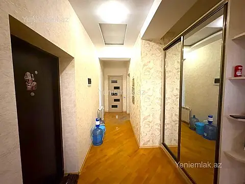 Satılır 3 otaqlı yeni tikili 100 m²