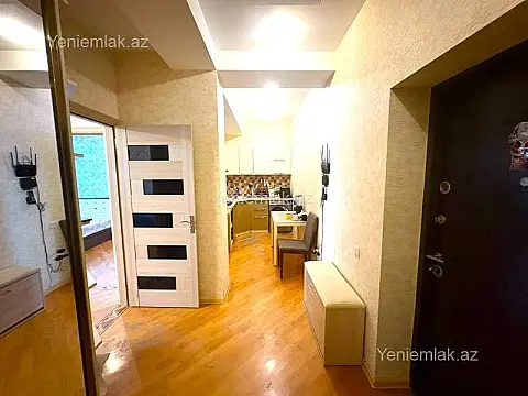 Satılır 3 otaqlı yeni tikili 100 m²