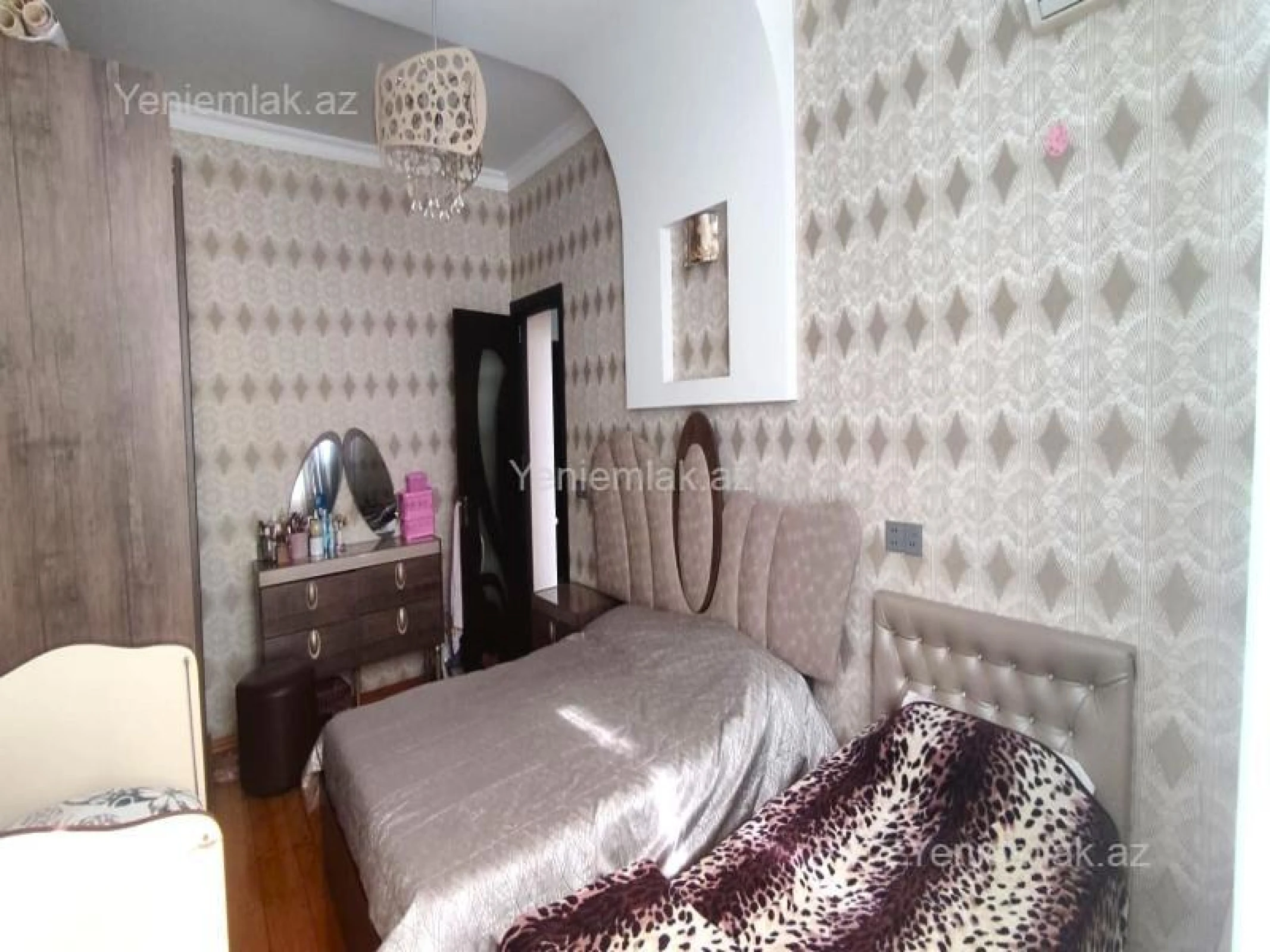 Satılır 3 otaqlı yeni tikili 85 m²