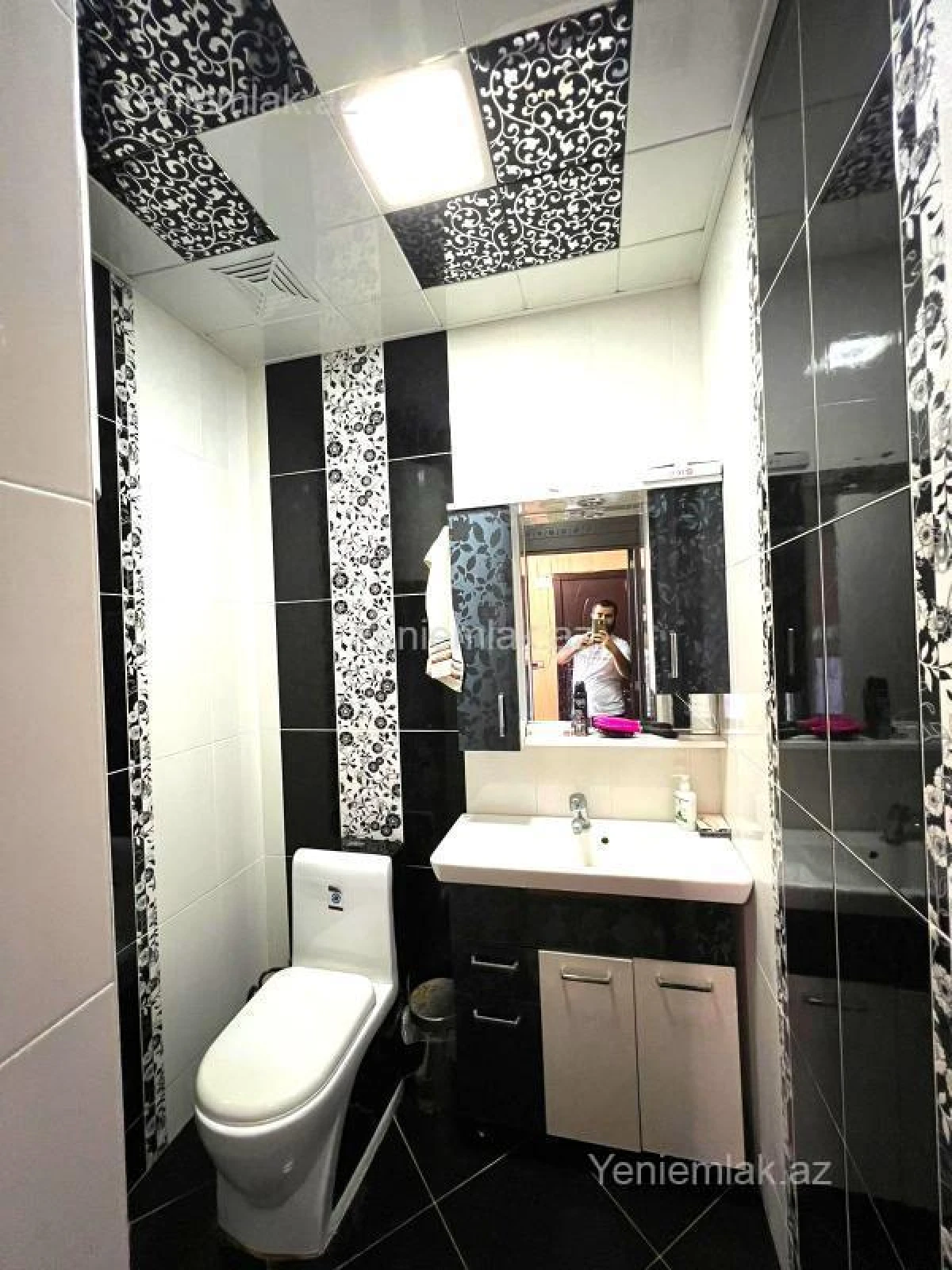 Satılır 3 otaqlı yeni tikili 85 m²