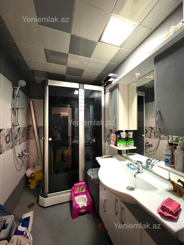 Satılır 3 otaqlı yeni tikili 85 m²