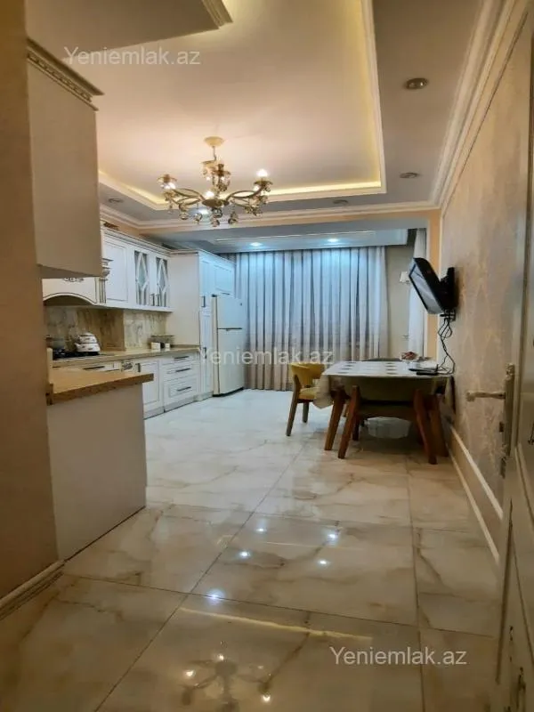 Satılır 3 otaqlı yeni tikili 102 m²