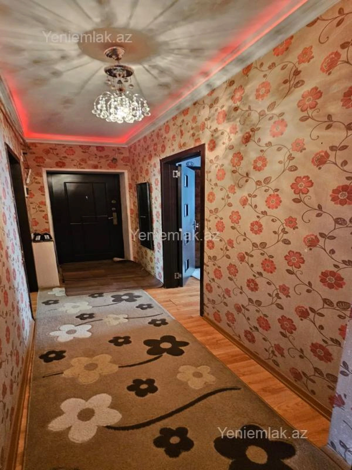 Satılır 3 otaqlı köhnə tikili 80 m²