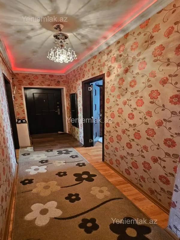 Satılır 3 otaqlı köhnə tikili 80 m²