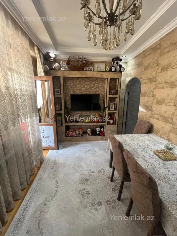 Satılır 2 otaqlı yeni tikili 60 m²