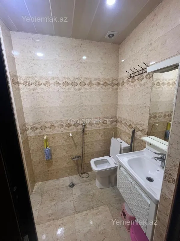 Satılır 2 otaqlı yeni tikili 60 m²