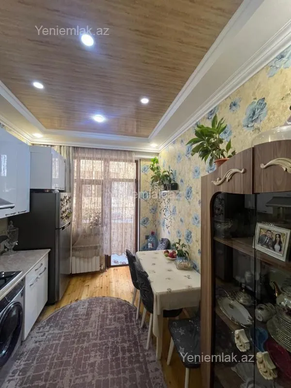 Satılır 2 otaqlı yeni tikili 60 m²