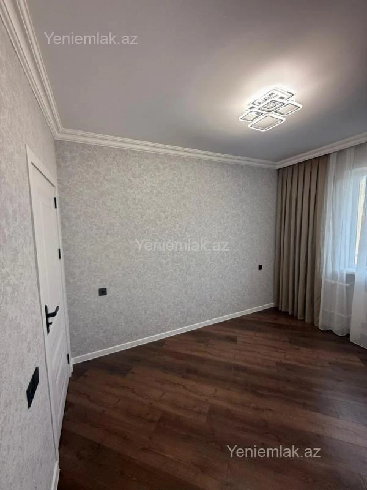 Satılır 3 otaqlı köhnə tikili 75 m²