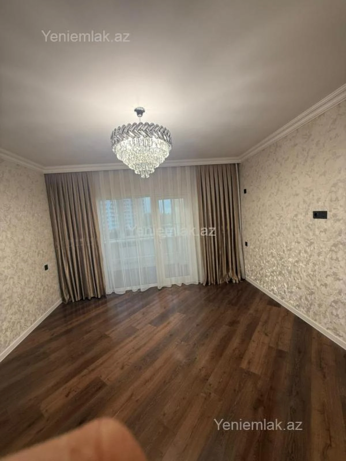 Satılır 3 otaqlı köhnə tikili 75 m²