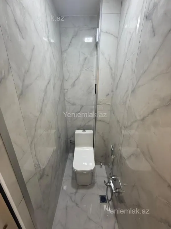 Satılır 3 otaqlı köhnə tikili 75 m²
