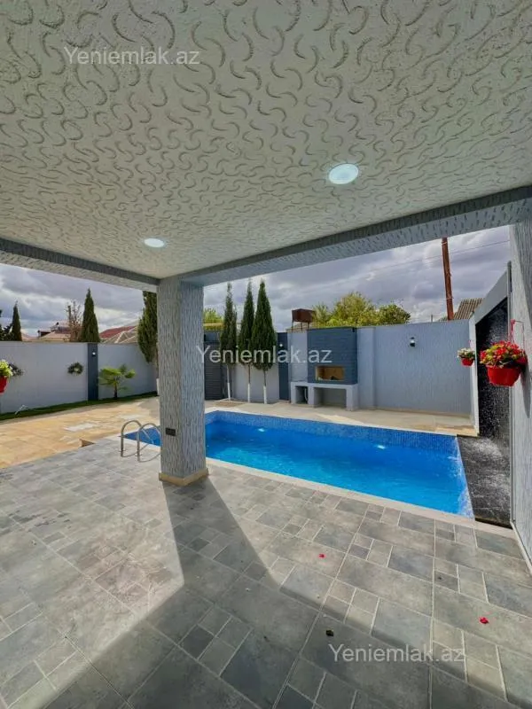 Satılır 4 otaqlı həyət evi 150 m²