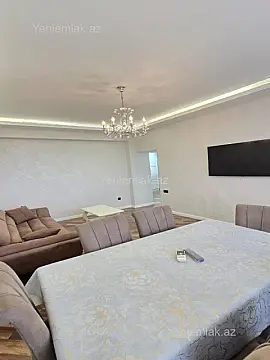 Satılır 3 otaqlı yeni tikili 85 m²