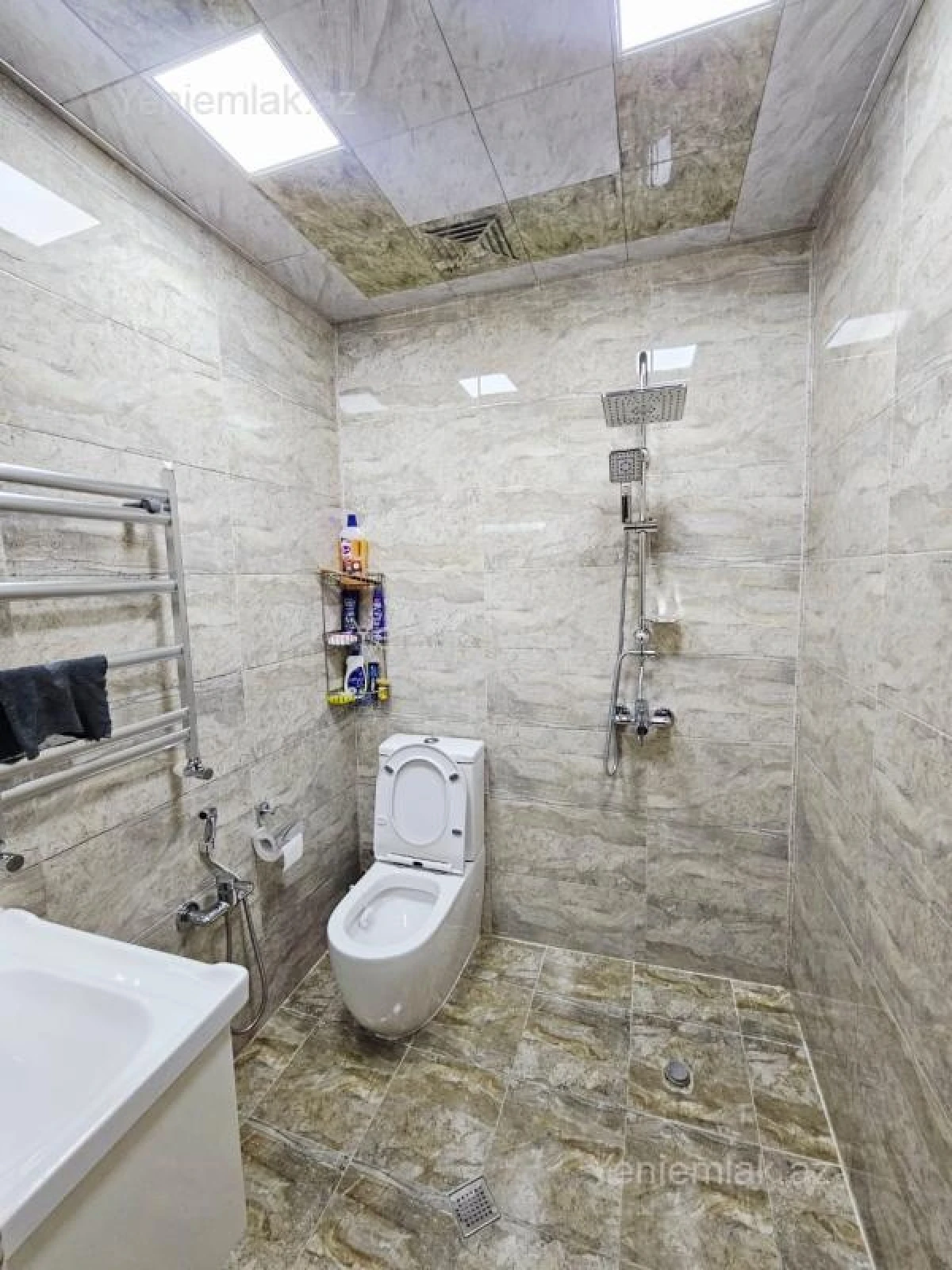 Satılır 2 otaqlı yeni tikili 40 m²