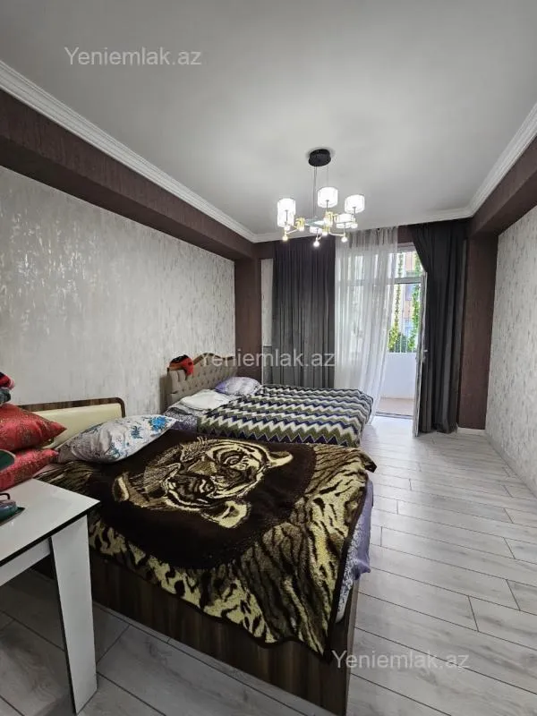 Satılır 2 otaqlı yeni tikili 74 m²