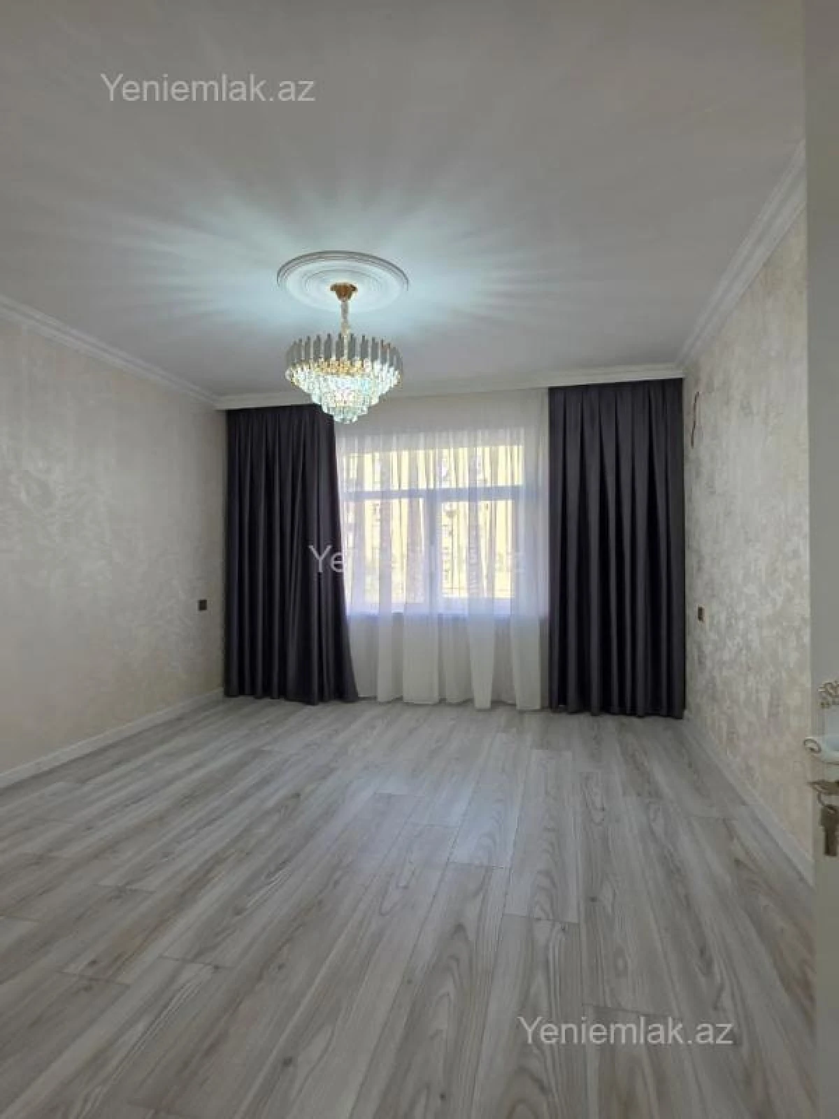 Satılır 3 otaqlı köhnə tikili 86 m²