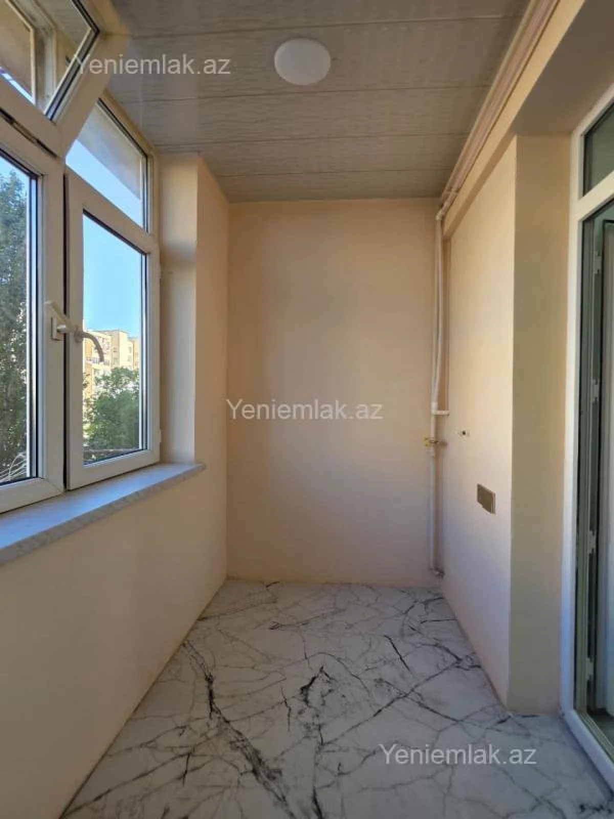 Satılır 3 otaqlı köhnə tikili 86 m²