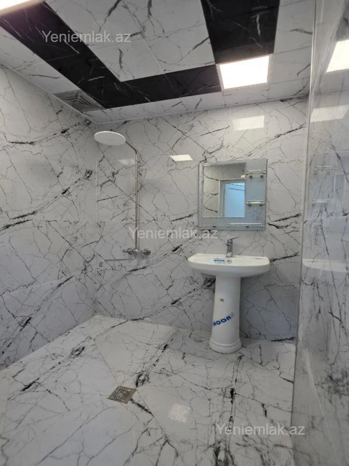 Satılır 3 otaqlı köhnə tikili 86 m²