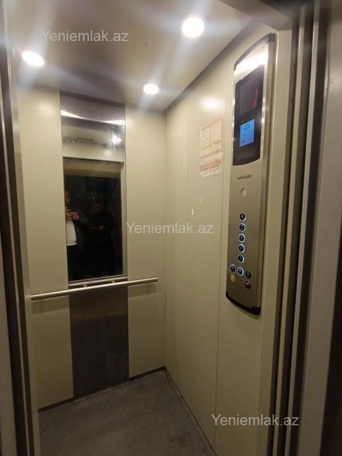 Satılır 3 otaqlı köhnə tikili 86 m²